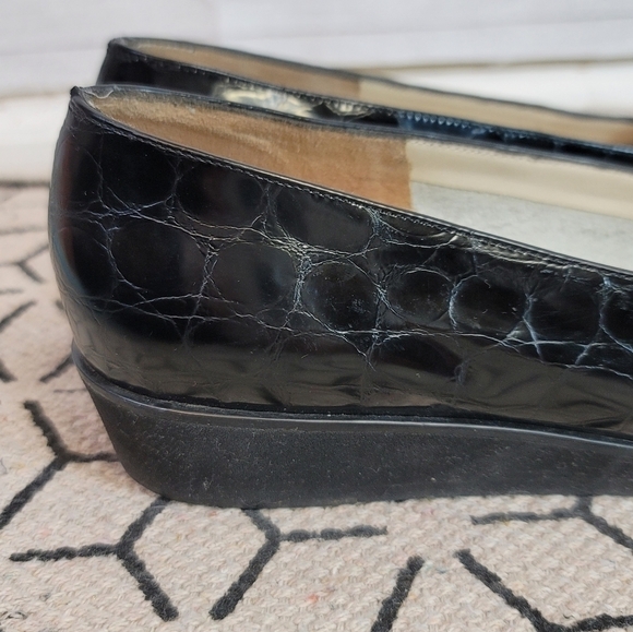 SALVATORE FERRAGAMO BLACK LEATHER WEDGE LOAFER, SZ 8.5 - Picture 10 of 16